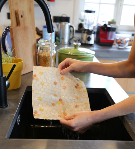 washing the beeswax wrap